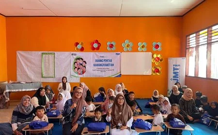 Pintu Cerdas Terbuka: Ruang Pintar Karangpawitan Beri Senyum Ceria Anak-Anak Belajar Gratis!