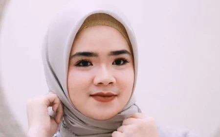 GEGER! Ketua DPRD Bone Dituding Lempar Kue ke Wajah Staf, Ternyata Ini Pengakuannya: 'Korban Ngarang!'