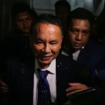Kejutan di Dunia Hukum: Hotman Paris Mundur sebagai Pengacara Febrie Adriansyah, Ini Alasannya!
